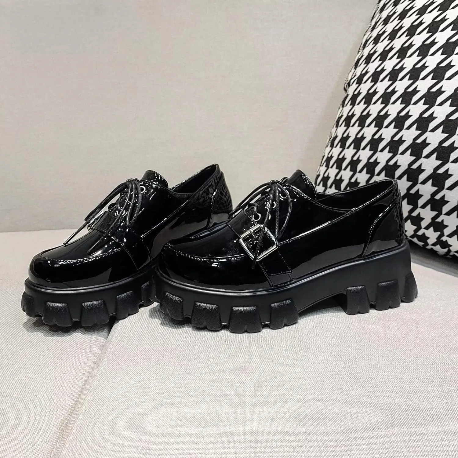 Agodor Women's Goth Chunky Heel Platform Loafers Round Toe Gothic Uniform Dress Shoes