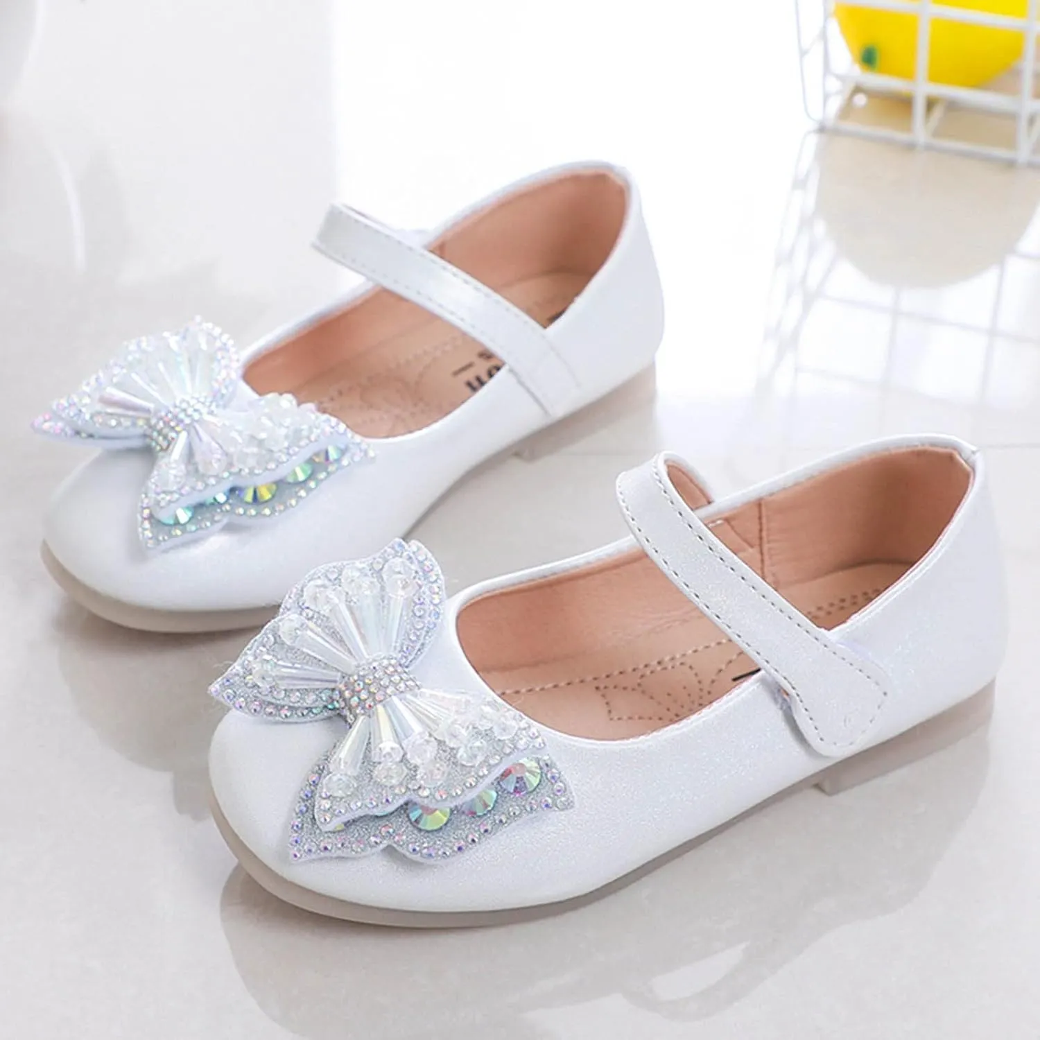 EnJoCho Toddler First Walking Shoes Children Shoes Flat Sandals Students Dance Performance Shoes Sequin Bow Princess