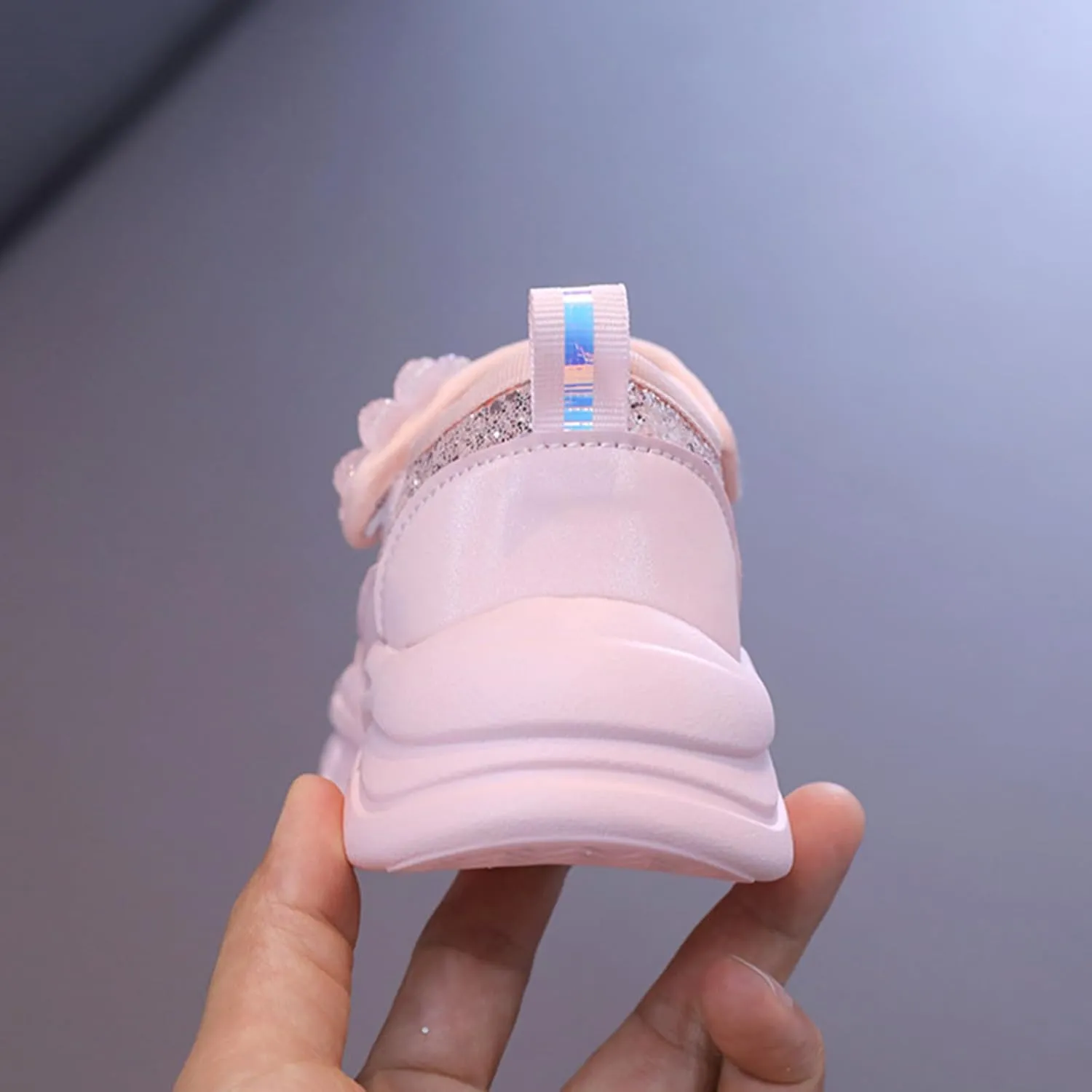 Girls Sneakers Kids Lightweight Athletic Running Shoes for Girls Comfortable Casual Walking Daily Sports Footwear