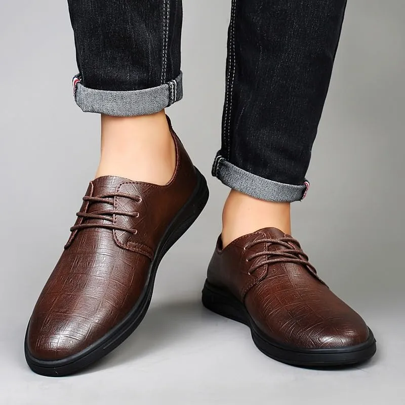 Men's Classic Lace Up Oxford Shoes Patent Leather Formal Pointed Toe Dress Shoes Modern Wedding Office Business Suit Shoes