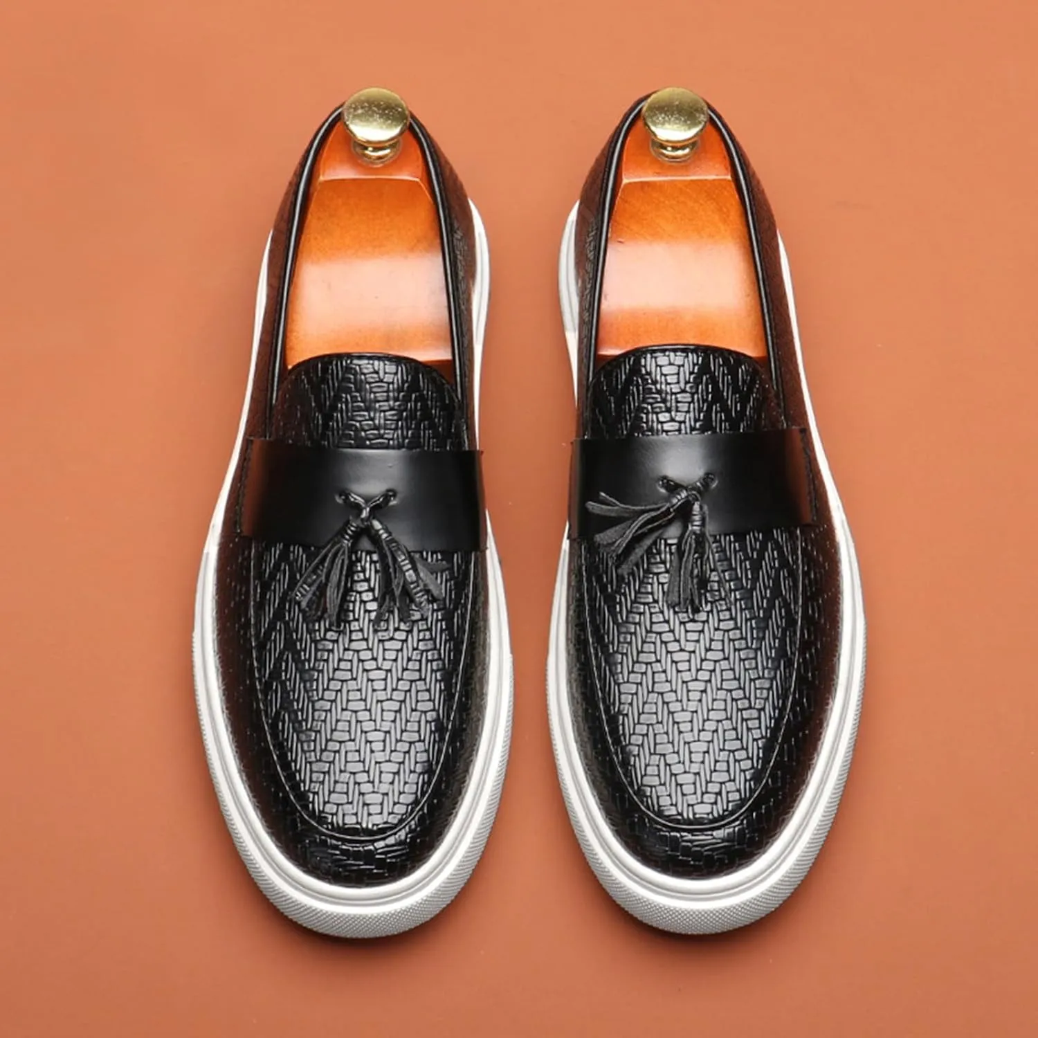 Men's Fashion Leather Round Toe Tassel Loafers Outdoor Casual Shoes Comfortable Round Toe Walking Shoes Business Dress Shoes for Party Dating Prom