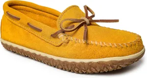 Minnetonka Women's Tie Tread