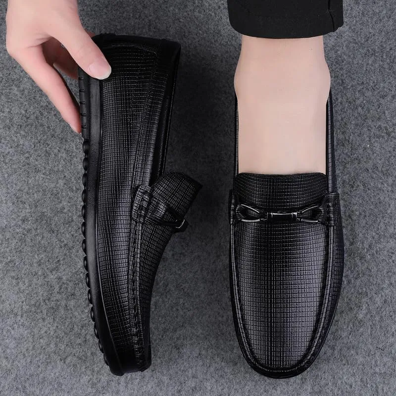 Santimon Men's Leather Loafers Slip on Flat Moccasin Shoes Driving Loafers Casual Bow Tie Snaffles Loafers for Men